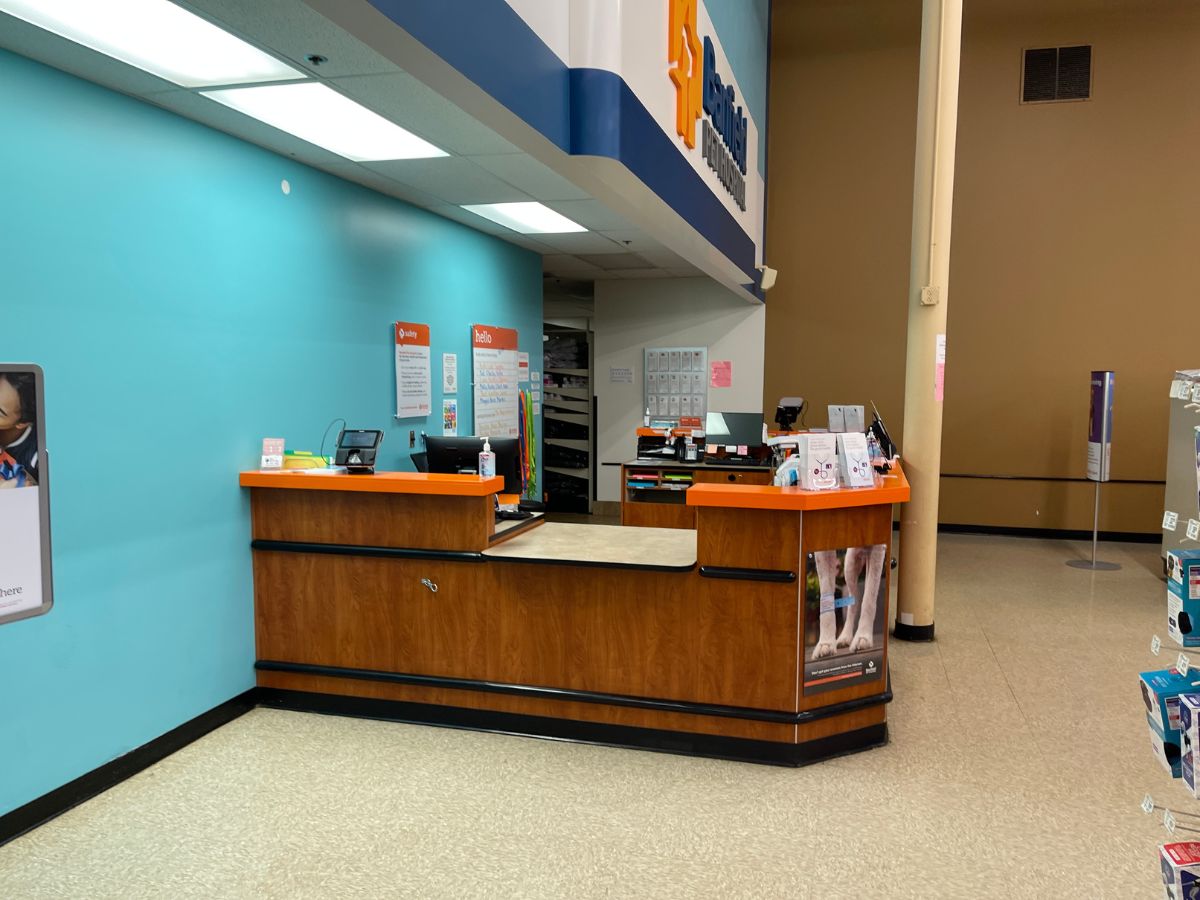 The Banfield Pet Hospital: Parma Front Desk