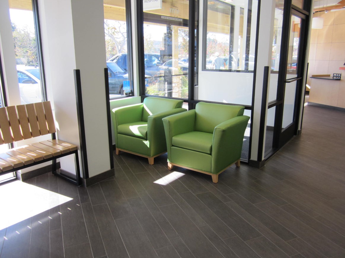 Banfield Pet Hospital: Poway lobby