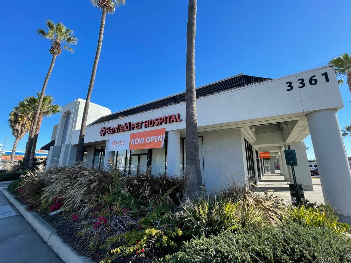Banfield Pet Hospital: Point Loma exterior