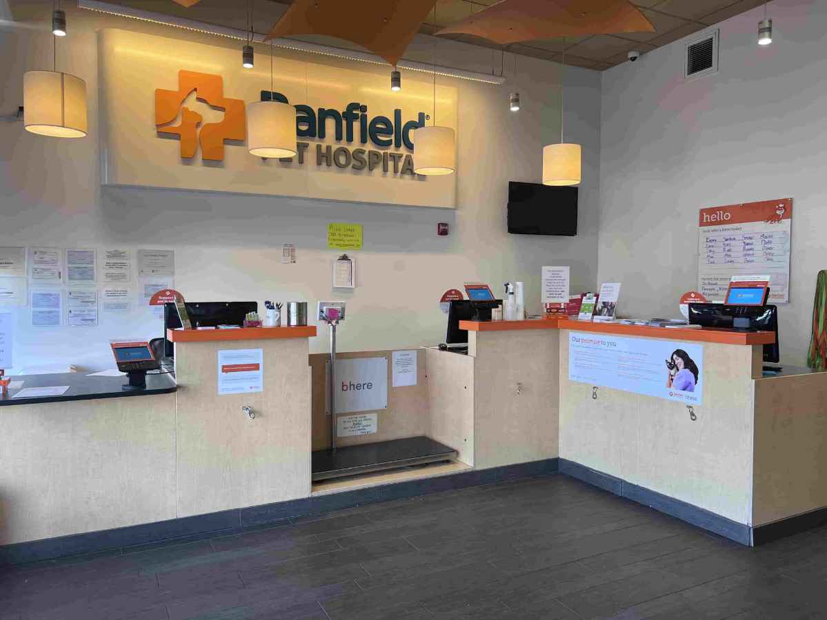 The front desk of the Herndon hospital